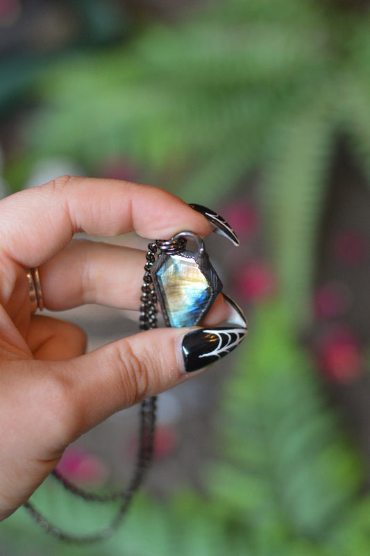 Labradorite Coffin Necklace - Gunmetal Copper