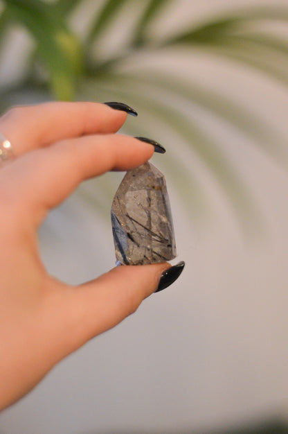 Tourmaline In Quartz Point