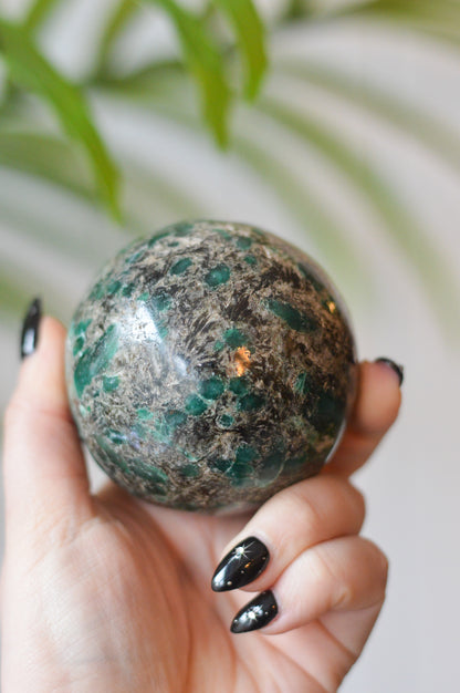 Emerald In Matrix Sphere